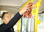 Poruka "Spasi kunu od propasti, daruj je za 1000 radosti!" i u varaždinskom javnom gradskom prijevozu